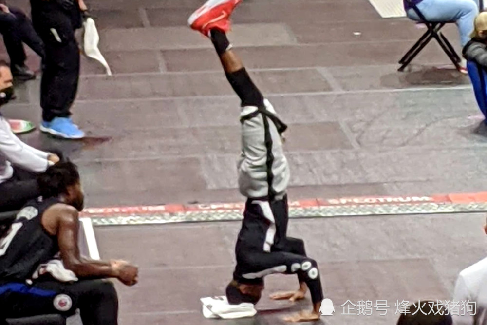  乔治单核带队快船力克掘金  