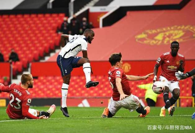 曼联创队史最差开局陷危机  